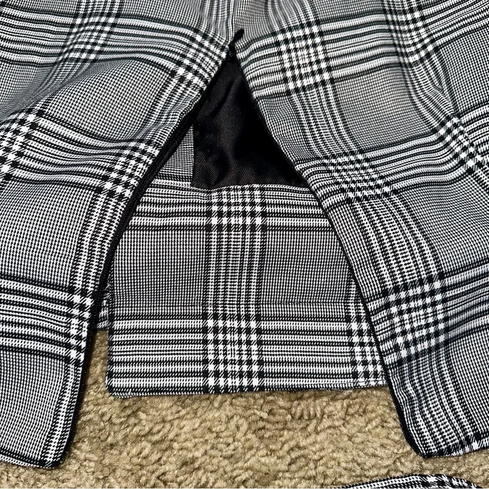 WALTER BAKER Skirt - Picture 11 of 15